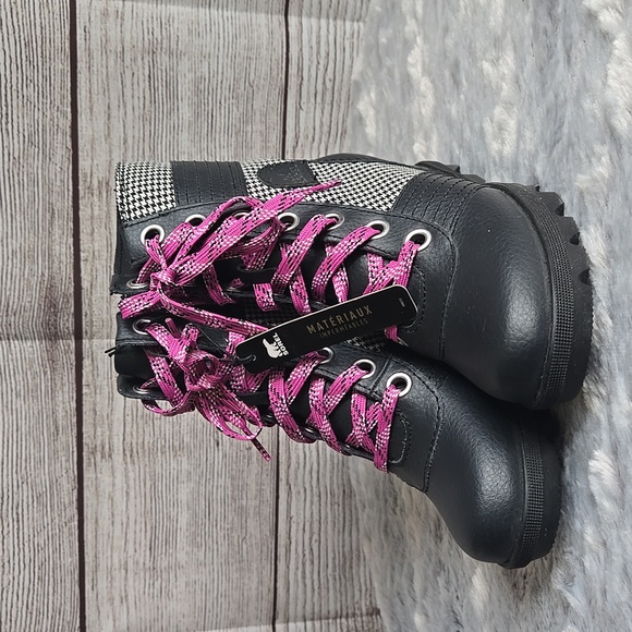 Sorel Lexie Wedgie Black/White Waterproof Winter Boots, Little Girls Size 1, NWT - Picture 1 of 11